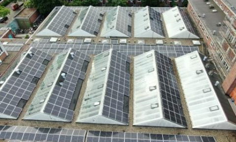 Nieuwsbericht: Compleet zonnepark op dak Gronings wooncomplex