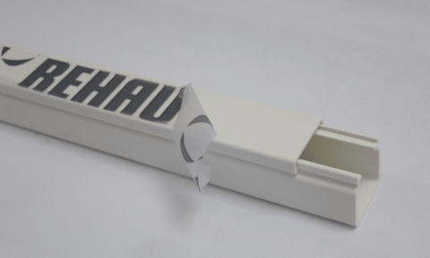 Nieuwsbericht: REHAU Kabelgoot LE wordt in een nieuw jasje gestoken!