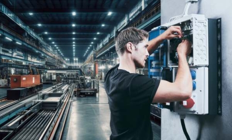 Nieuwsbericht: Vervangen van oude polyester verdelers door het Hensel Mi-verdeelsysteem
